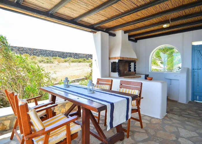 Vasiliki's Sea View Mykonos וילה קלפטיס