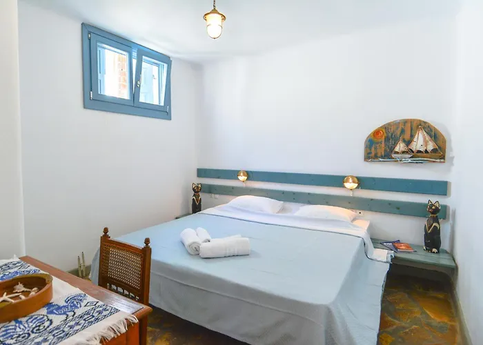 Vasiliki's Sea View Mykonos וילה קלפטיס